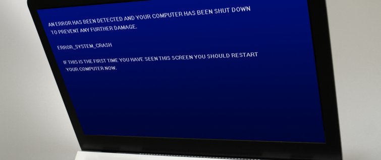 CorwdStrike update napravio restart loop za windows mašine sa plavim ekranom (BSOD) CorwdStrike update napravio restart loop za windows mašine sa plavim ekranom (BSOD)